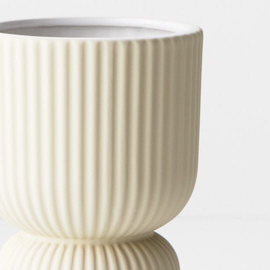 Gia Ribbed Pedestal Pot in Ivory 16cm (Save 17%)