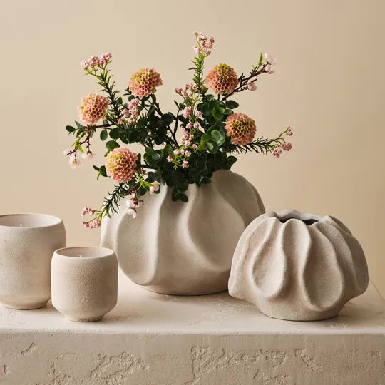 Inez Stoneware Vase in White 18cm