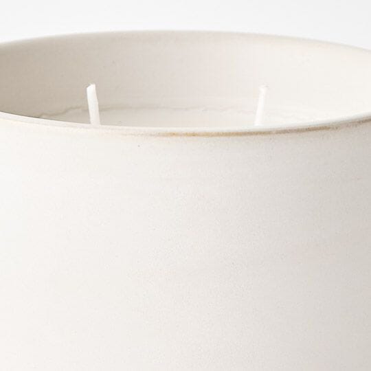 Tate Sandalwood & Vetiver Candle in Ivory 11cm